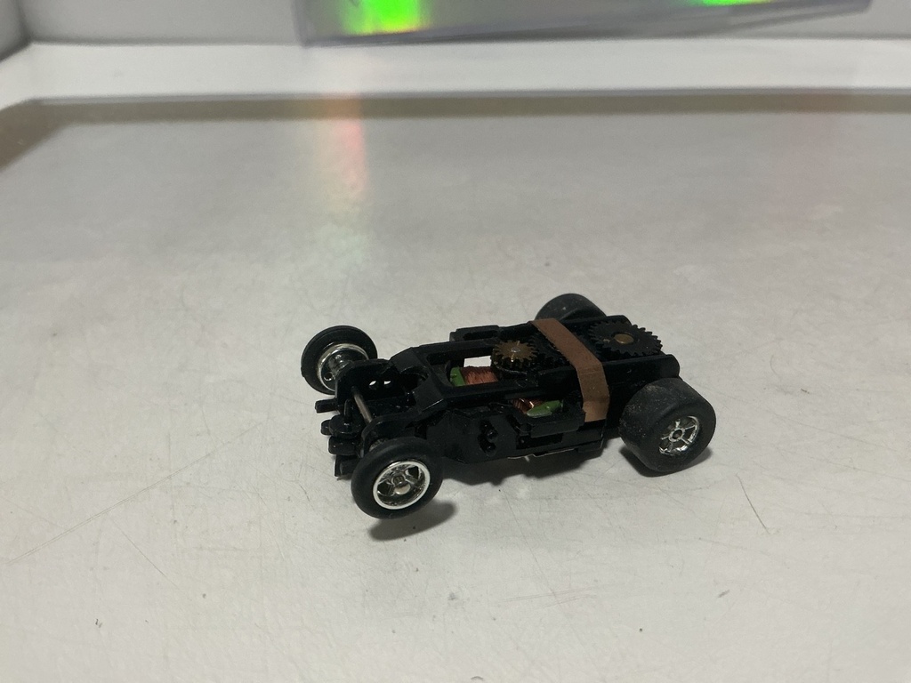 [010936] JOHNNY LIGHTNING PLAYING MANTIS X TRACTION SLOT CAR ONLY #19