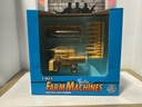 1/64 ERTL FARM COUNTRY NEW HOLLAND COMBINE