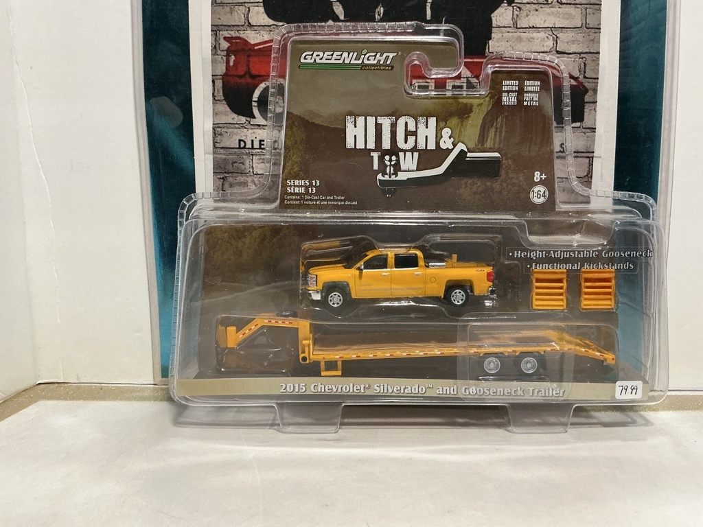 [009263] 1/64 SCALE GREENLIGHT YELLOW 2015 CHEVROLET SILVERADO & GOOSENECK TRAILER