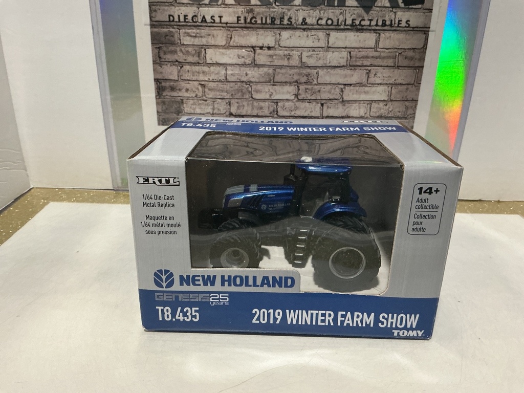 1/64 - ERTL - NEW HOLLAND GENESIS T8.435 2019 WINTER FARM SHOW