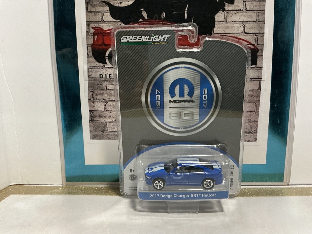 1/64 SCALE - MOPAR 2017 DODGE CHARGER SRT HELLCAT