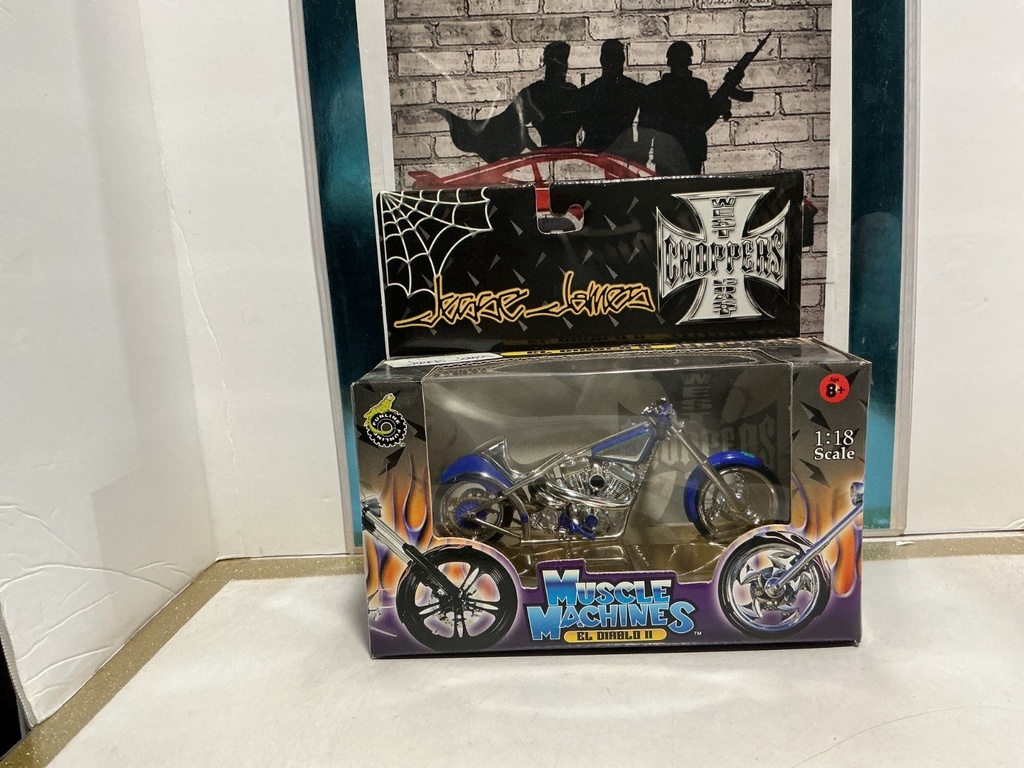 1/18 SCALE WEST COAST CHOPPERS- EL DIABLO II SCUFF ON BOX