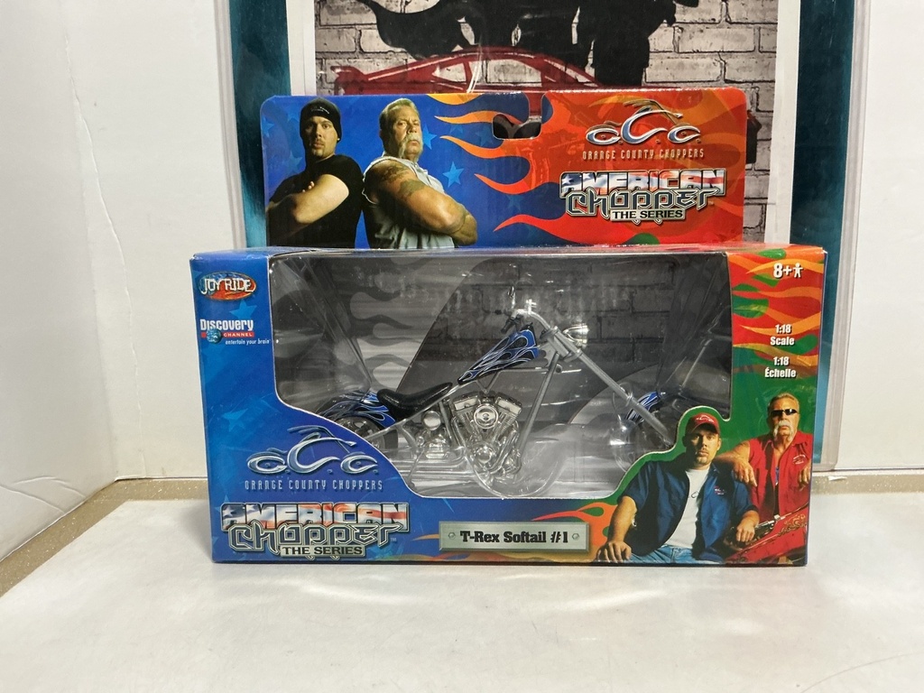 1/18 SCALE O.C.C. CHOPPERS - T-REX SOFTAIL #1 SCUFF ON BOX