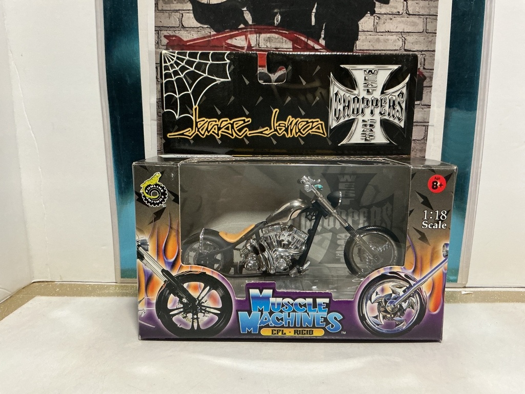 [009195] 1/18 SCALE WEST COAST CHOPPERS- CFL-RIGID SCUFF ON BOX