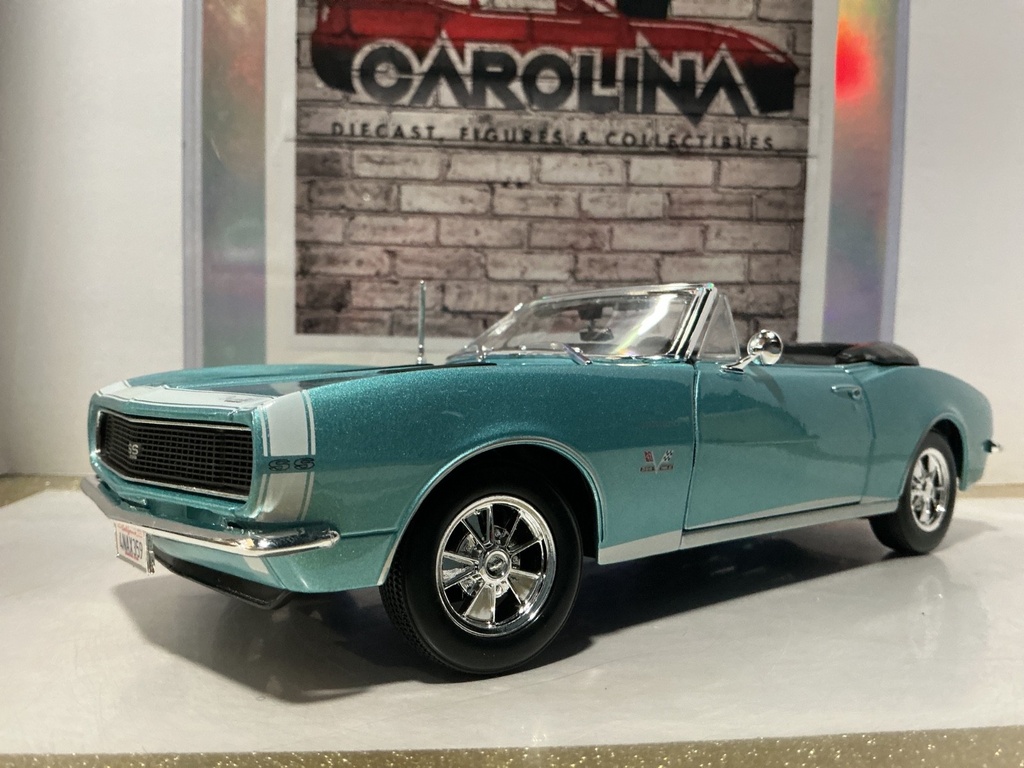 [103122] 1:18 MAISTO 1969 CHEVROLET CAMARO BLUE SS 396 ON BLACK