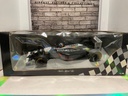 1:18 MINICHAMPS 30 SAUBER MERCEDES C13 H.H. FRENTZEN  BOX DAMAGED