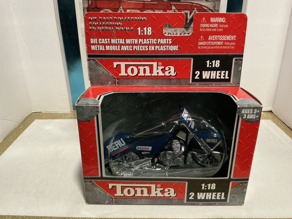 [009217] 1/18 SCALE - MAISTO/TONKA 2 WHEEL SIWA 500