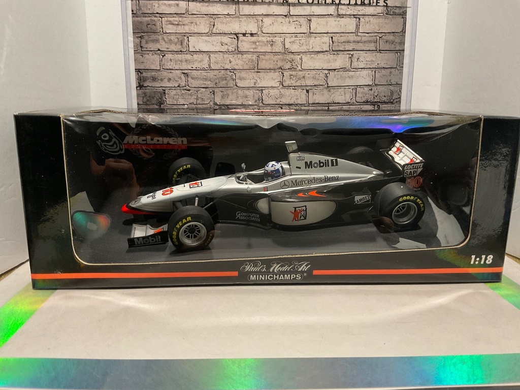 1:18 MINICHAMPS 10 MCLAREN MERCEDES MP4/12 D.COULTHARD