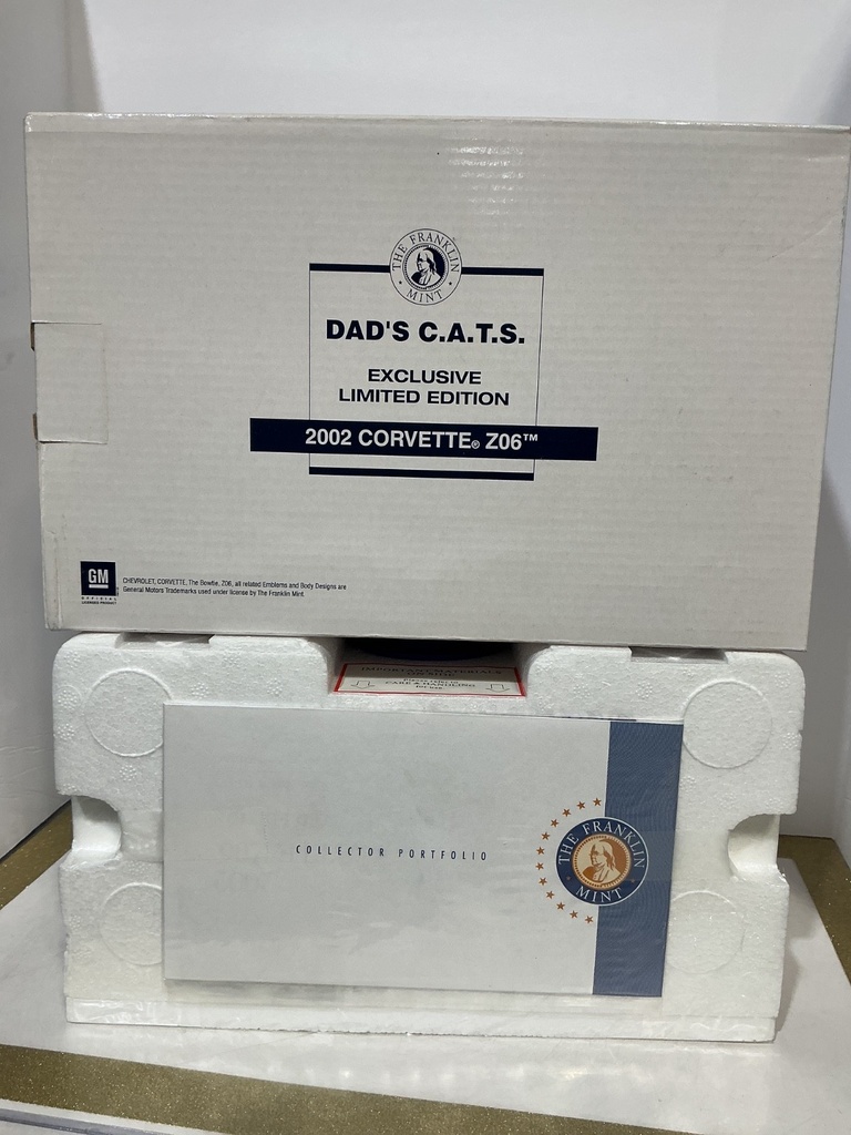 [110065] 1:24 FRANKLIN MINT  DAD’S C.A.T.S 2002 CORVETTE Z06 BLUE  LE 695 /750