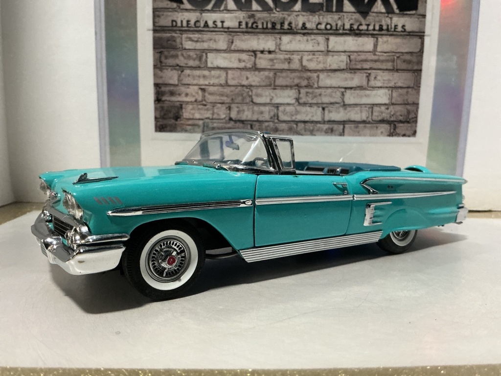 1/24 DANBURY MINT - 1958 CHEVROLET IMPALA [MISSING MIRROR/PIECES/MILD RASHING]