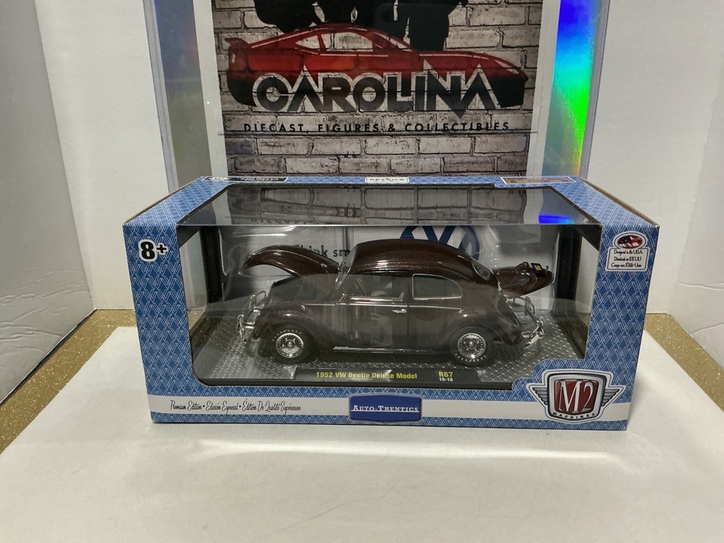 1/24 M2 MACHINES - 1952 VW BEETLE DELUXE MODEL [BROWN]