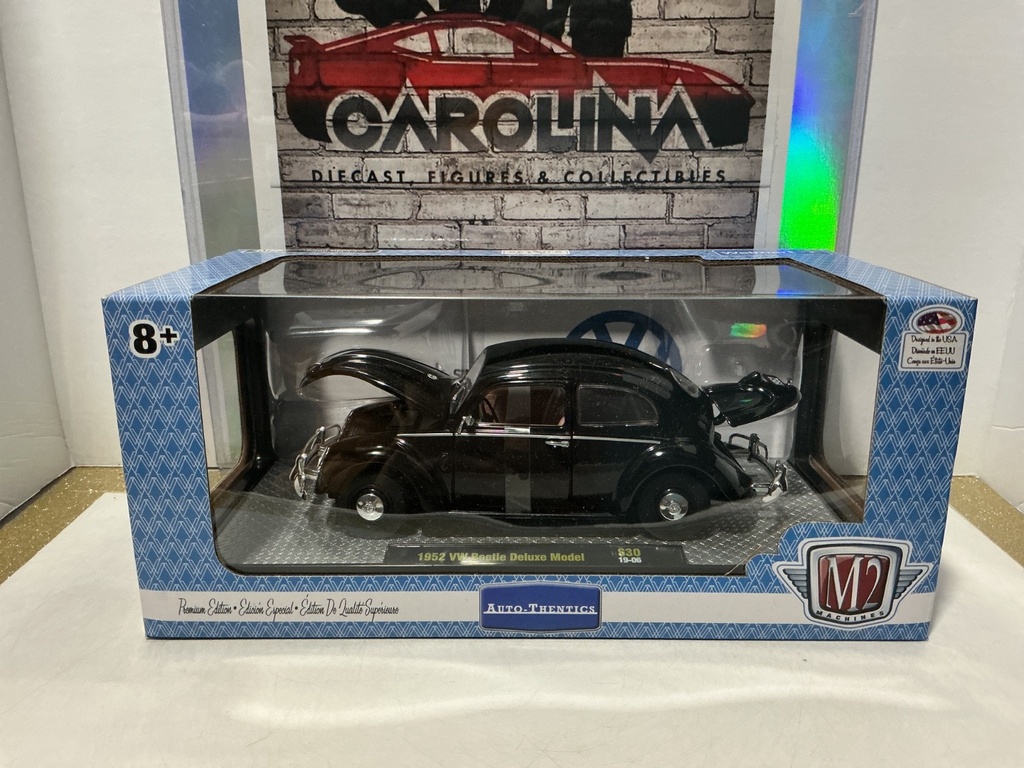 [110041] 1/24 M2 MACHINES - 1952 VW BEETLE DELUXE MODEL S30