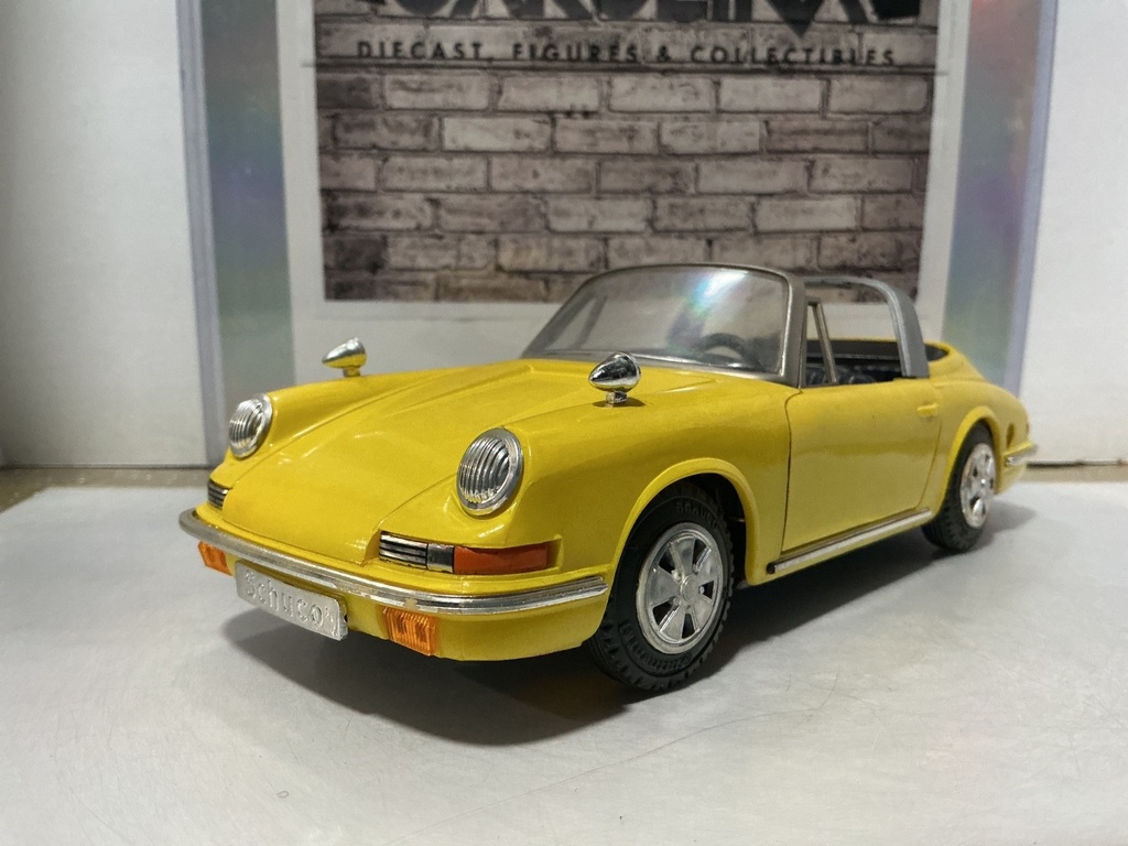 1/24 SCHUCO - PORSCHE TARGA 911S 160PS
