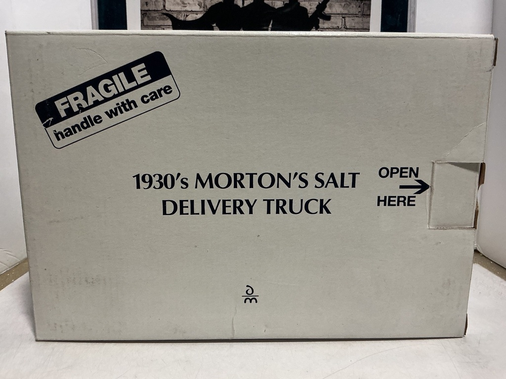1/24 DANBURY MINT 1930’s MORTON’S SALT DELIVERY TRUCK [MISSING MIRROR]