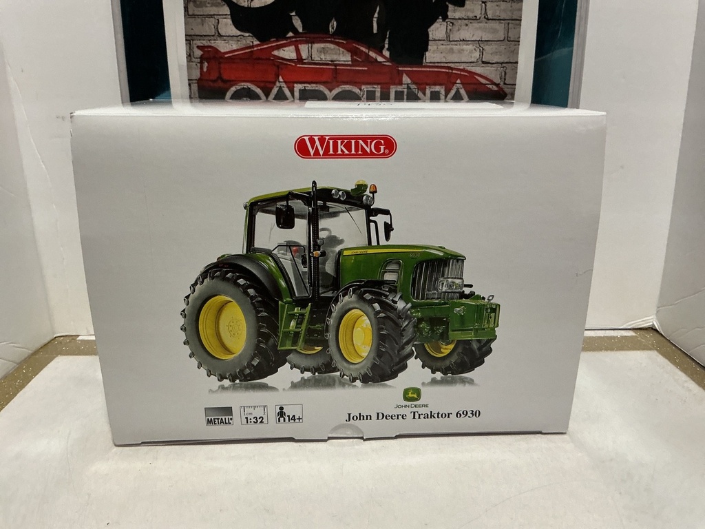 1:32 WIKING JOHN DEERE TRACTOR 6930