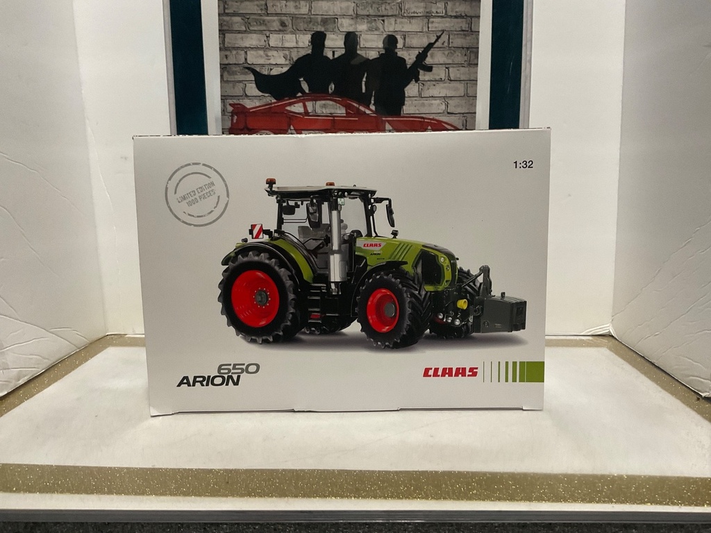 1:32 WIKING CLAAS 650 ARION