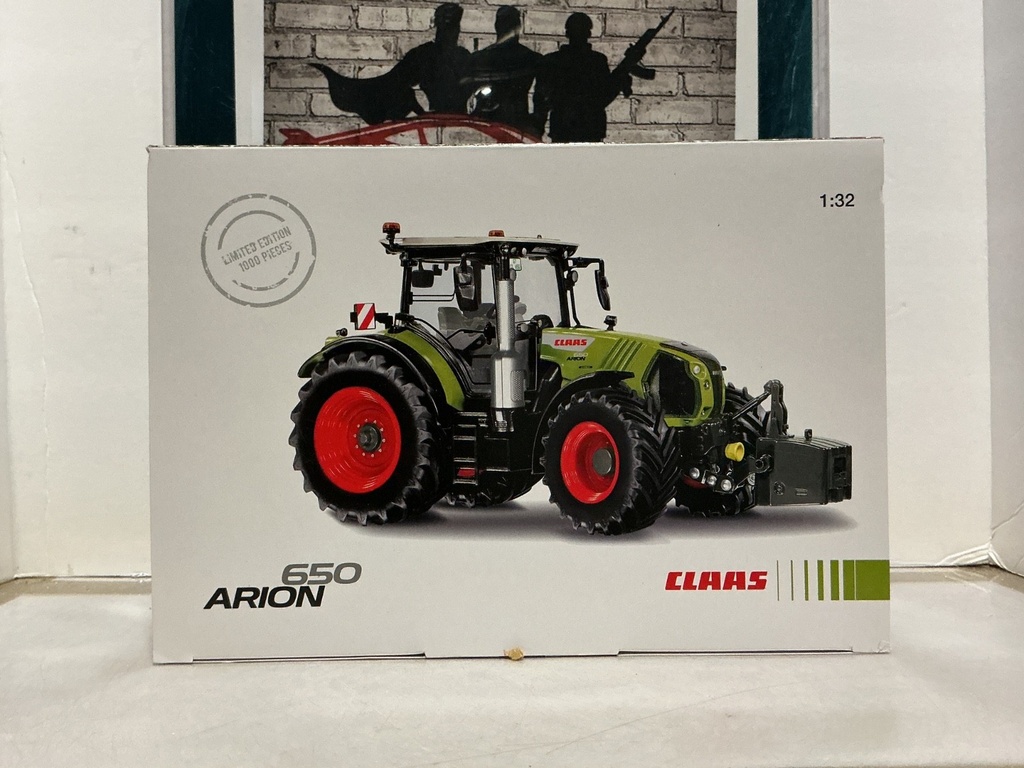 1:32 WIKING CLAAS 650 ARION