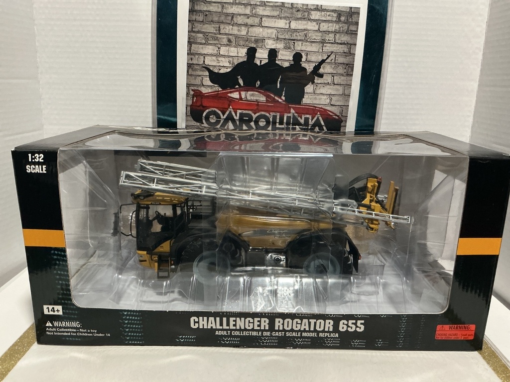 [007831] 1/32 CHALLENGER CHALLENGER ROGATOR 655