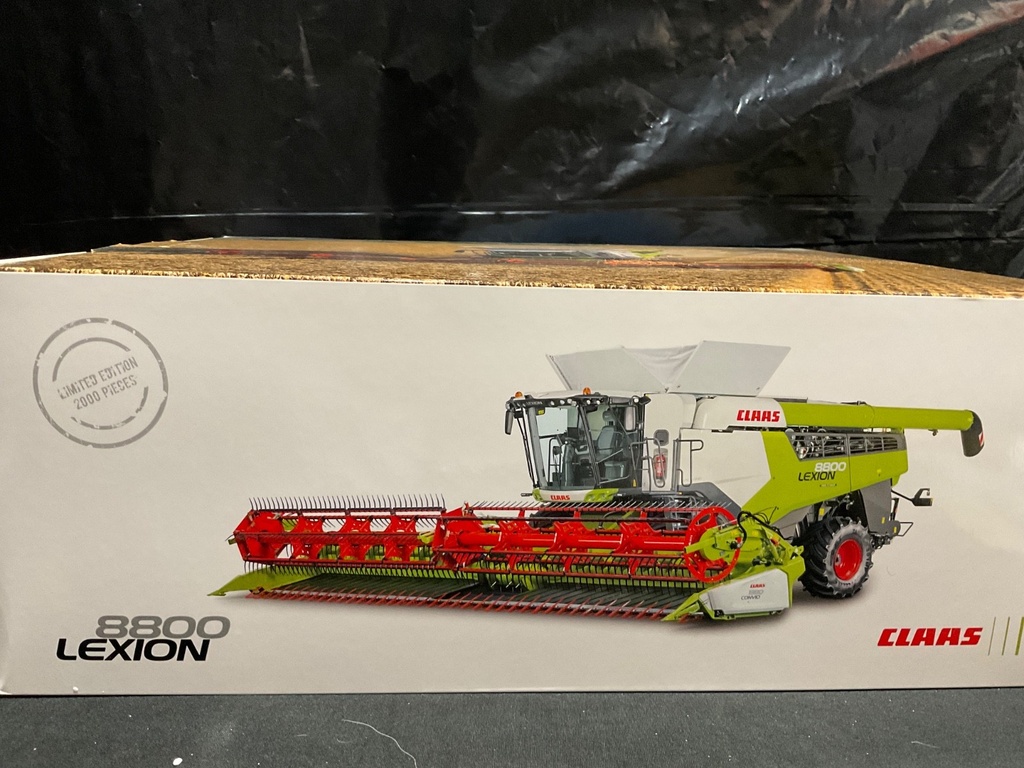 [007536] 1:32 MARGE MODELS LEXION 8800 CLAAS LIMITED EDITION “New Store Display Unit”