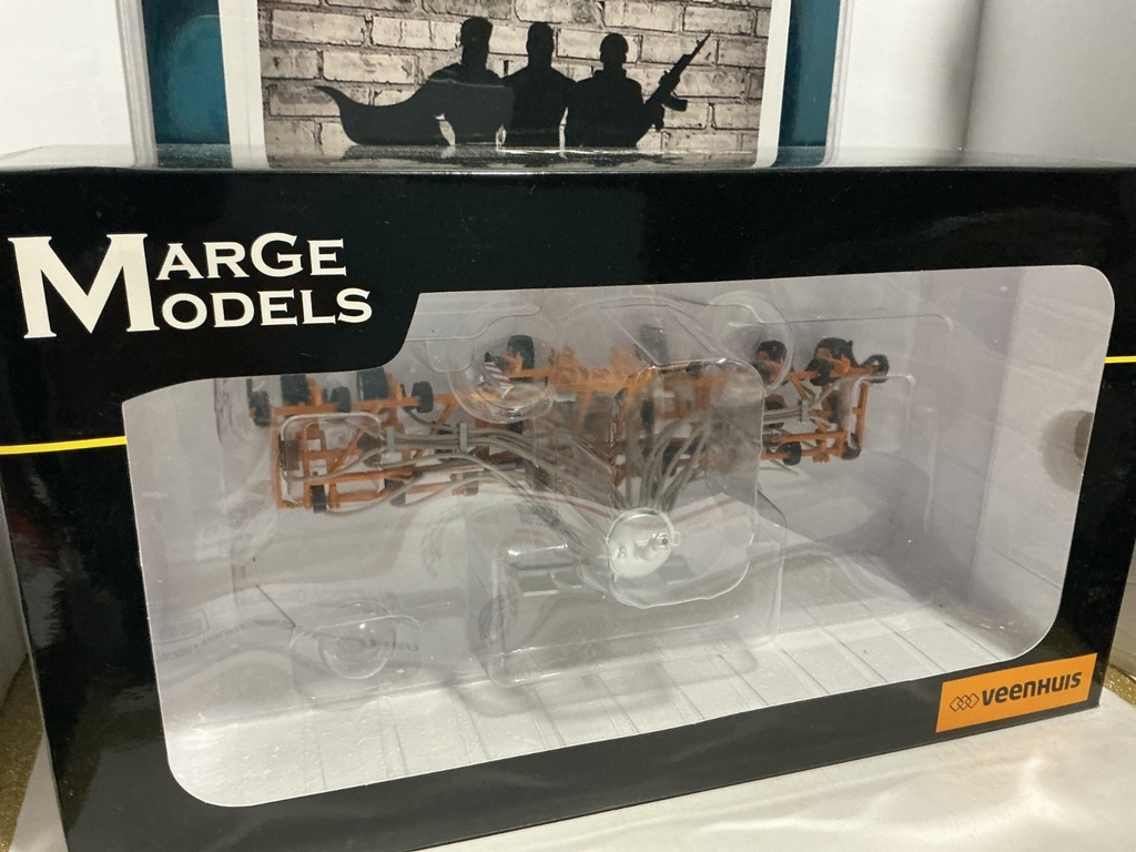 1/32 MARGE MODELS VEENHUIS TERRAJECT 300 WITH SUPPORT WHEELS