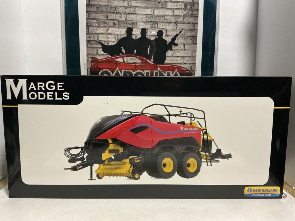 1/32 MARGE MODELS NEW HOLLAND BIGBALER 340 HIGH DENSITY RED