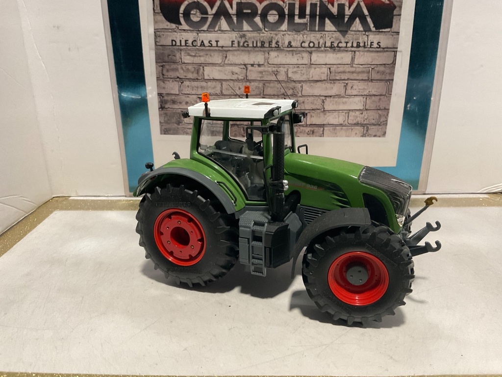 1/32 WIKING FENDT 936 TRACTOR { LOOSE NO BOX}