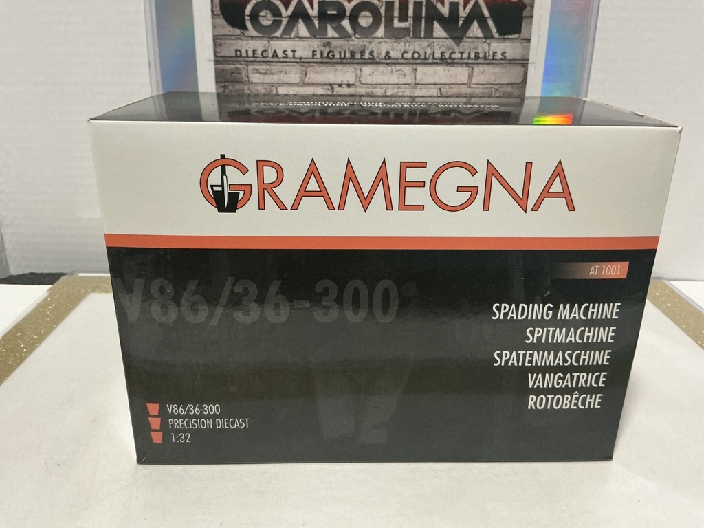1:32 GRAMEGNA SPADING MACHINE - [ LOOSE PIECE NEEDS REATTACHMENT]