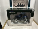 1/32 MARGE MODELS VREDSTEIN TIRES NEW HOLLAND T8. 435