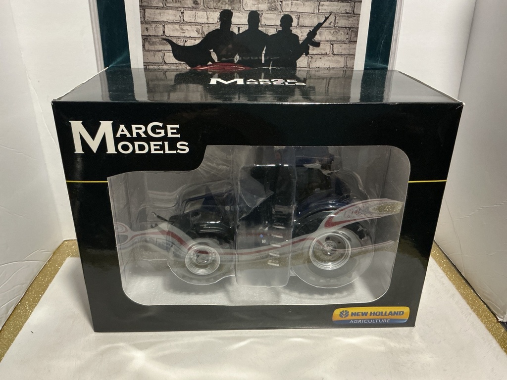 1/32 MARGE MODELS NEW HOLLAND TRACTOR T8.435