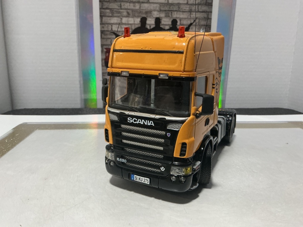 [110434] 1:32 SIKU 275 SCANIA TRUCK [SEE PHOTOS] [NO BOX] #36