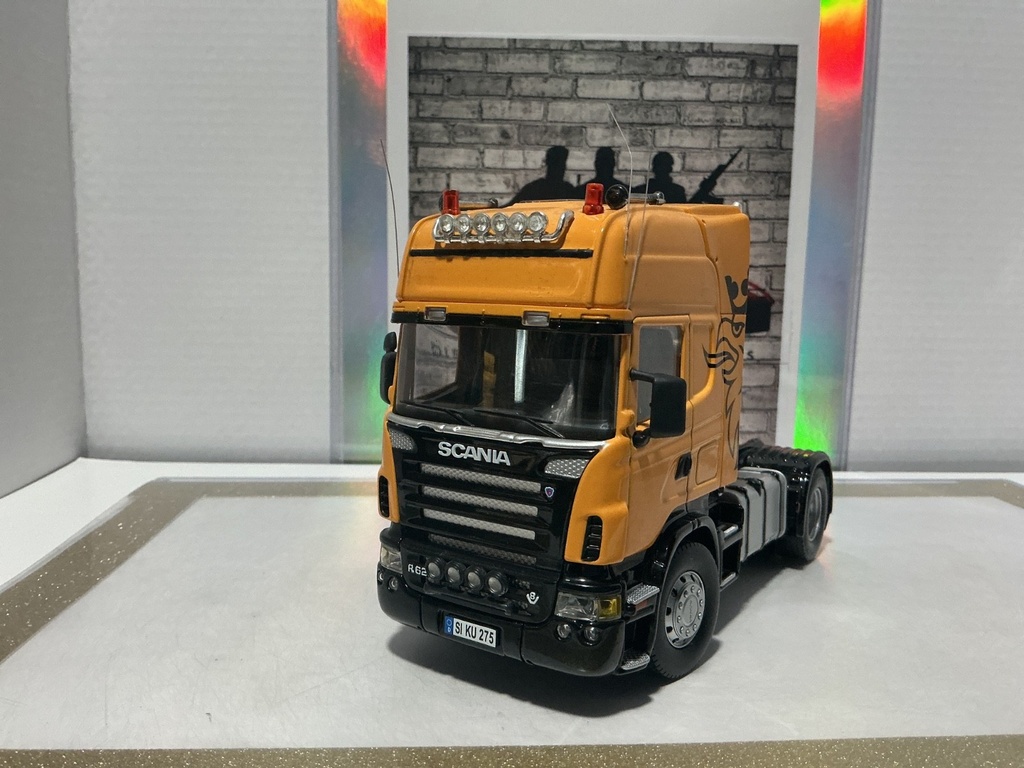 1:32 SIKU SCANIA R620 TRACTOR TRAILER [NO BOX] [DISPLAYED] #1