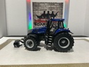 1/32 - MARGE MODEL NEW HOLLAND T8 435 [NO BOX]