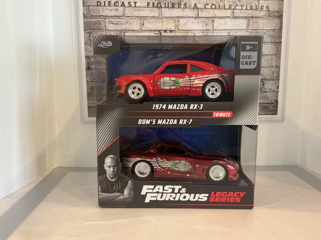 JADA - 1/43 - FAST AND FURIOUS 1974 MAZDA RX-3 & DOM’S MAZDA RX-7