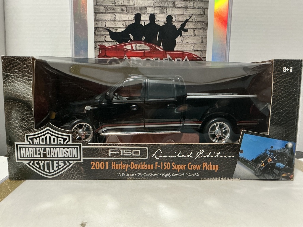 1:18 ERTL HARLEY DAVIDSON MOTORCYCLES - F-150 2001 F-150 SUPER CREW PICKUP