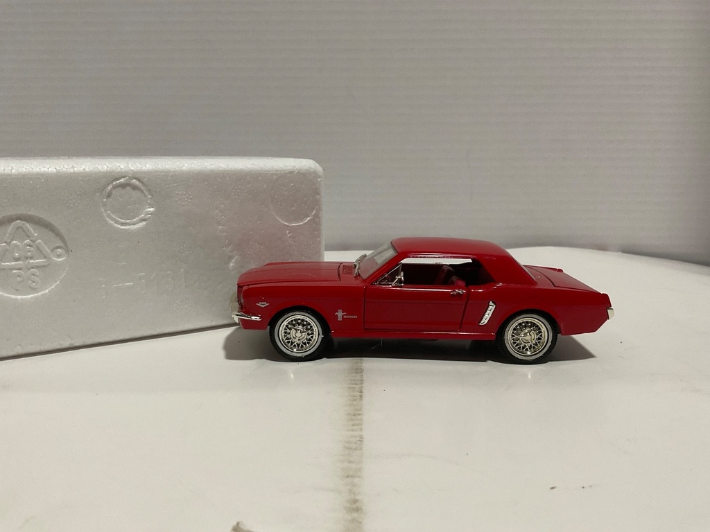 [112663] 1:32 ARKO PRODUCTS 1964 FORD MUSTANG RED ON RED