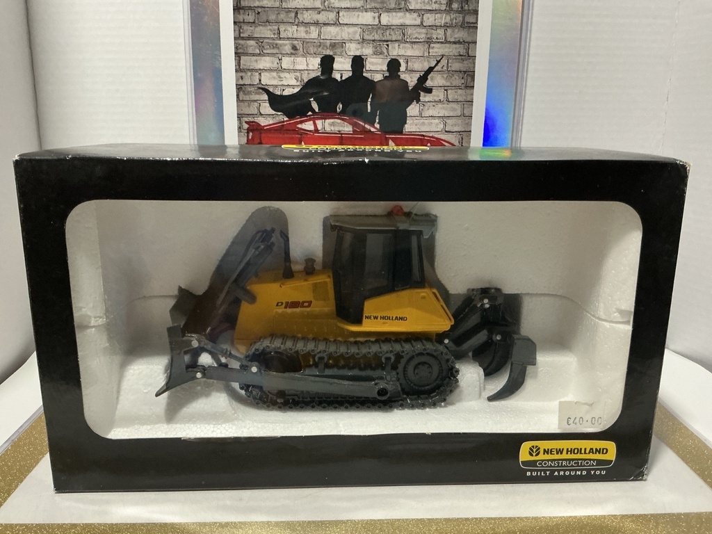 1/32 ROS - NEW HOLLAND D180 CRAWLER DOZER