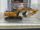 1/35 LIUGONG 922E   EXCAVATOR