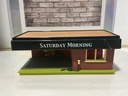 1:64 - MOTORMAX - MOMENTS IN TIME - SATURDAY MORNING DIORAMA