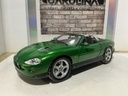 1:18 BEANSTALK - JAMES BOND JAGUAR XXR GREEN ON BLACK W/ EXTRA ACCESSORIES