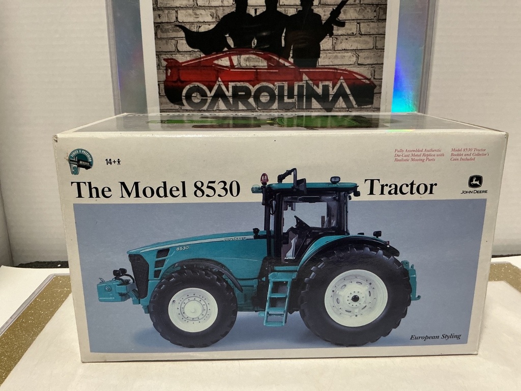 [111769] 1:32 JOHN DEERE MODEL 8530 TRACTOR EUROPEAN STYLING [USED]