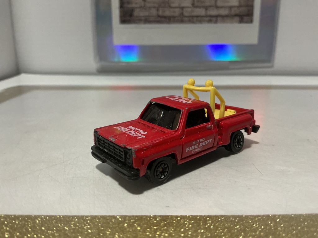 UNBRANDED CHEVROLET C10 STEPSIDE PICKUP TRUCK UNIT 1428  - USED
