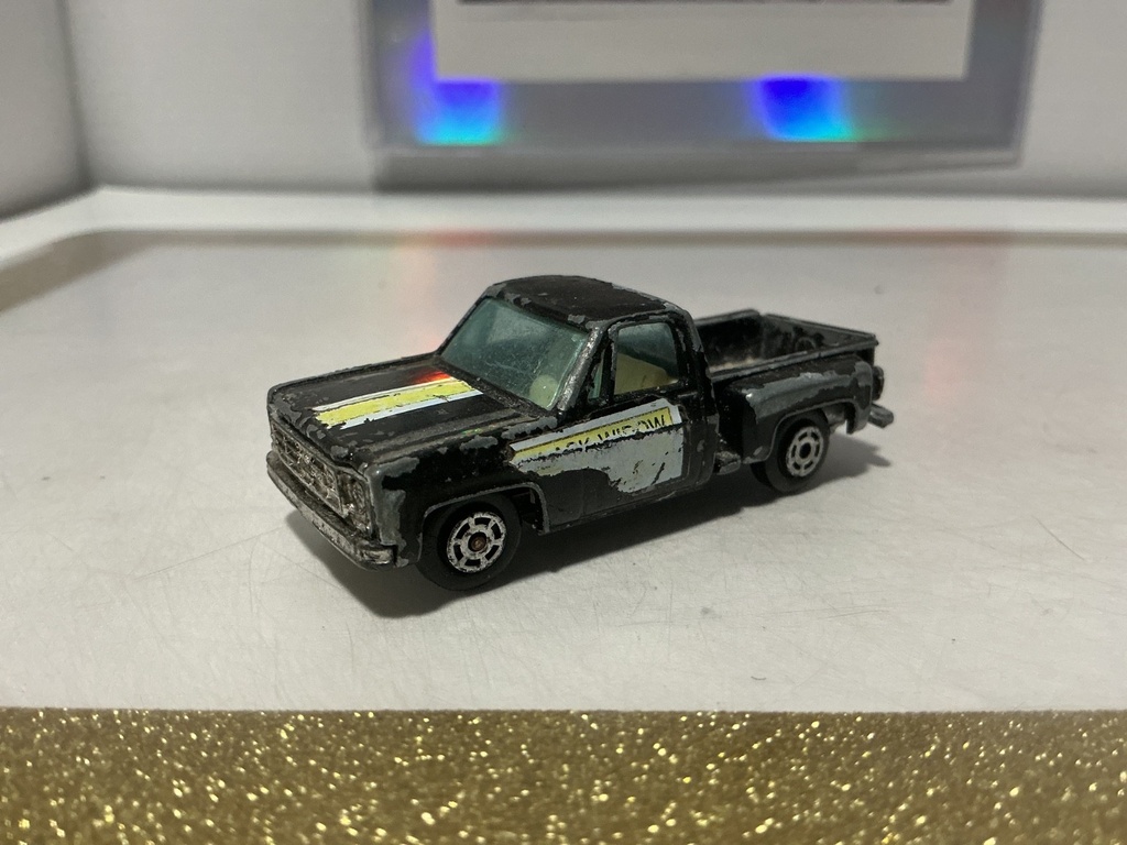 [010830] CHEVY STEPSIDE YATMING MADE IN HONG KONG  - USED