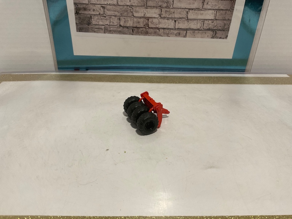 [009893] 1/32: DIE CAST FARM CONSTRUCTION 3 POINT ROLLEE