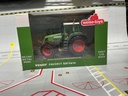 1/32 WEISE TOYS AGCO FENDT FAVORIT  924  VARIO { DISPLAYED} !