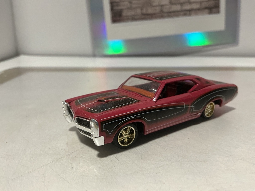 [010845] 1/64 1968 GTO MALIBU INTERNATIONAL  - USED