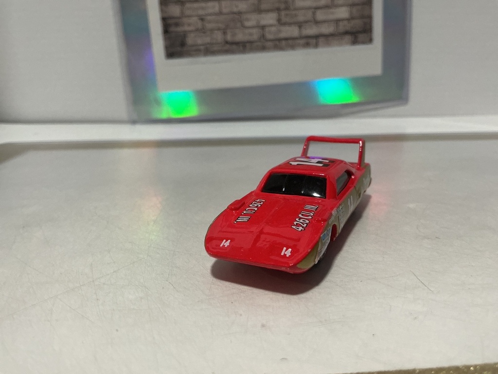 [010899] RACING CHAMPIONS INC #14 1970 Plymouth Superbird
