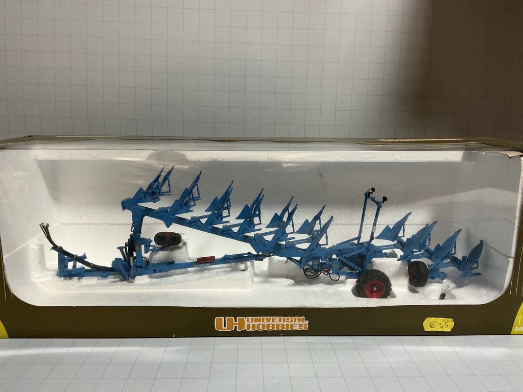 [110655] 1/32 UNIVERSAL HOBBIES LEMKEN EURO TITAN 10   {DISPLAYED,LOOSE IN BOX }