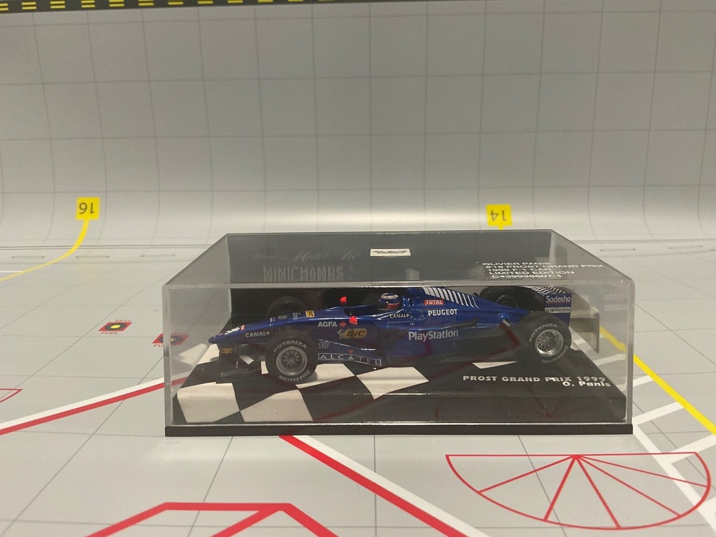 1:43 MINICHAMPS FORMULA 1 PROST GRAND PRIX 1999 O. PANIS LE