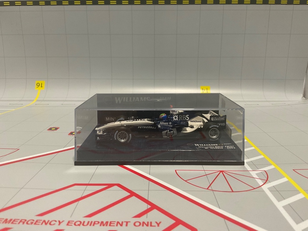 1:43 MINICHAMPS FORMULA 1 WILLIAMS BMW FW27 M. WEBBER 2005