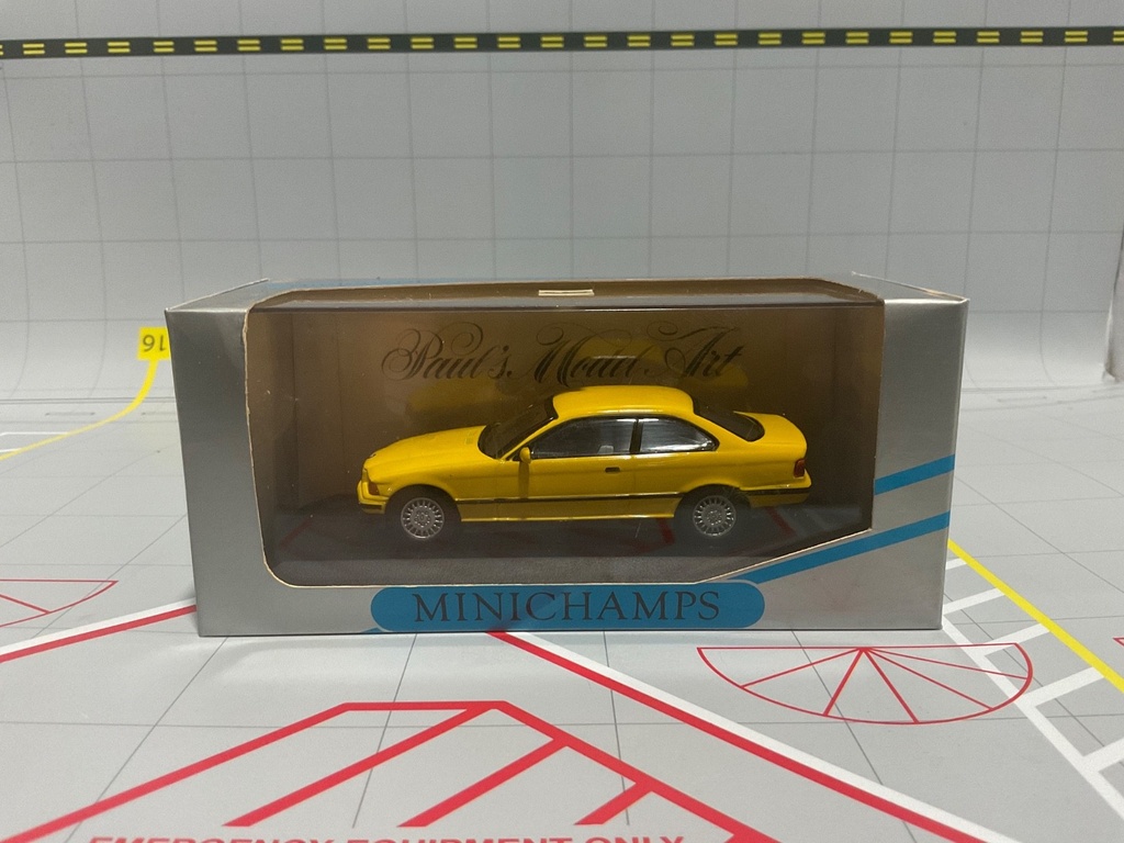 1:43 MINICHAMPS BMW 3-SERIES COUPE YELLOW
